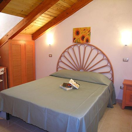 Hotel Resort Rocca Di Vadaro กาโปวาติกาโน ห้อง รูปภาพ