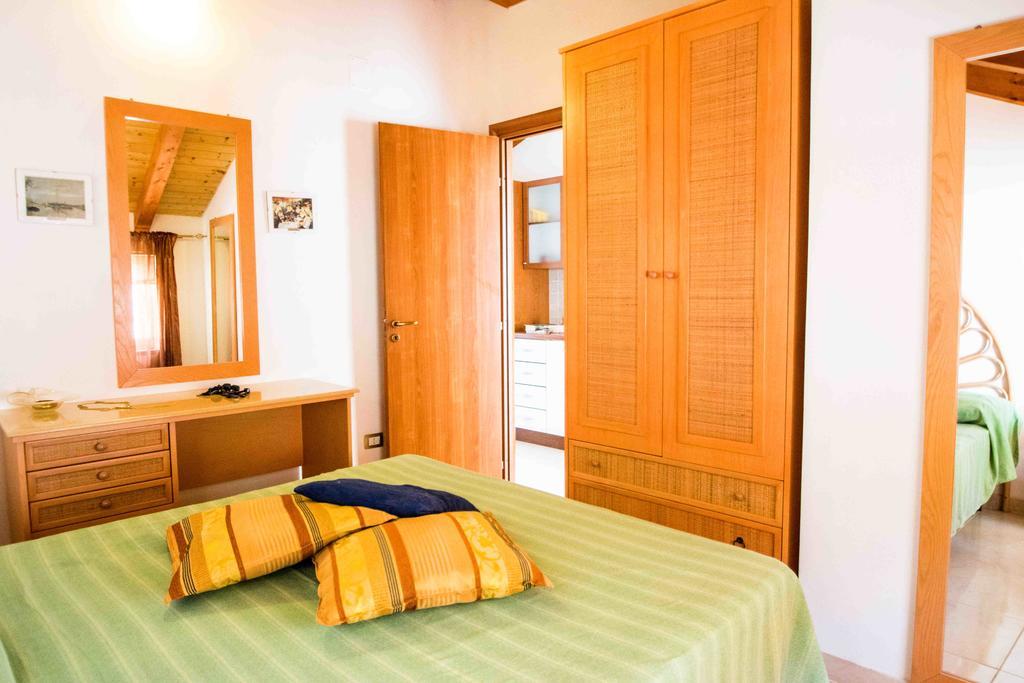 Hotel Resort Rocca Di Vadaro กาโปวาติกาโน ห้อง รูปภาพ