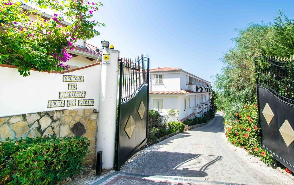 Hotel Resort Rocca Di Vadaro กาโปวาติกาโน ภายนอก รูปภาพ