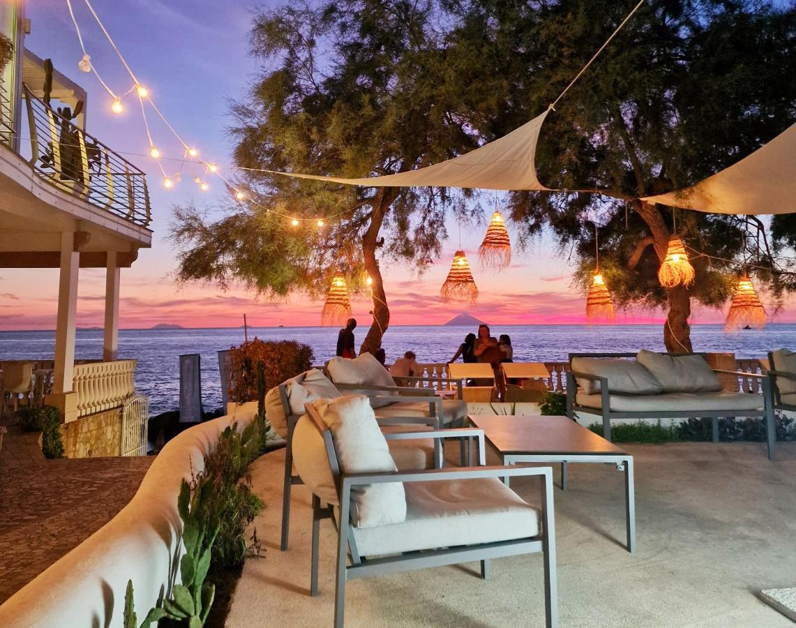 Hotel Resort Rocca Di Vadaro กาโปวาติกาโน ภายนอก รูปภาพ